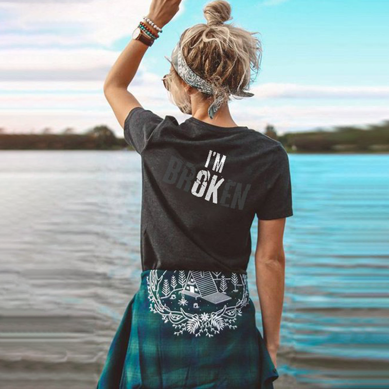 I'M Broken Slogan Printed T-Shirt